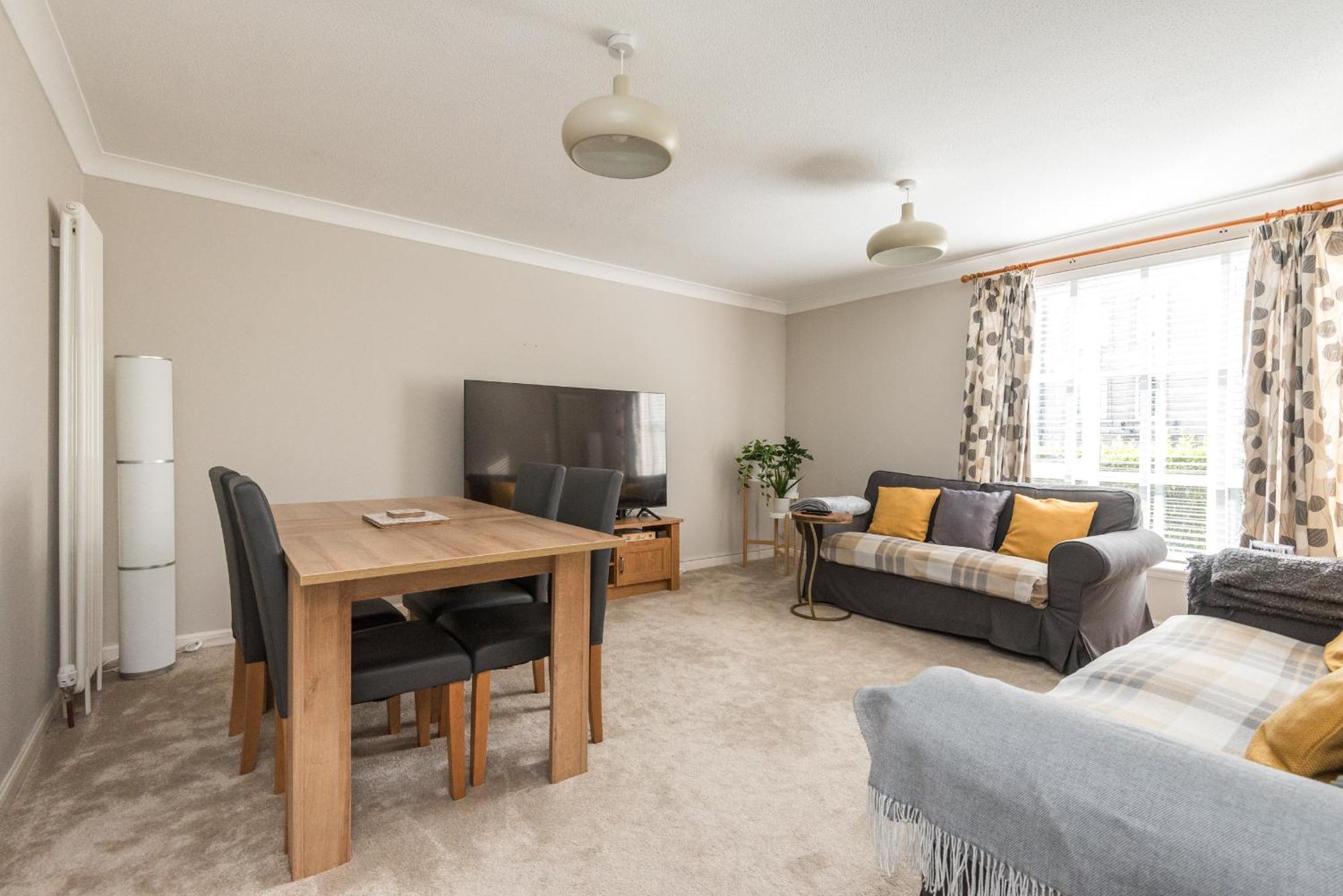 Roseburn Apartment, Edinburgh - 2 Bedrooms, Free Parking Экстерьер фото